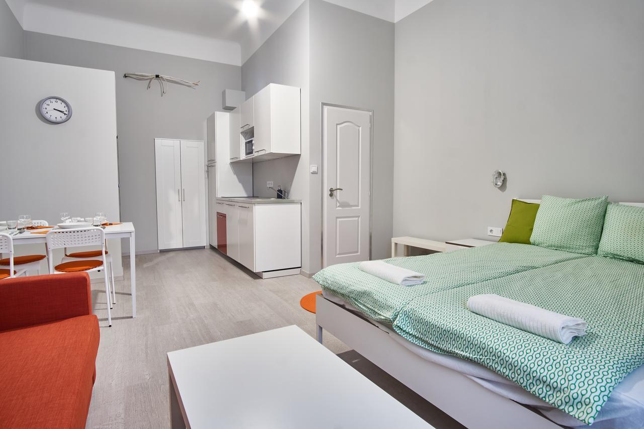 Hild-2 Apartments | Budapest Bagian luar foto